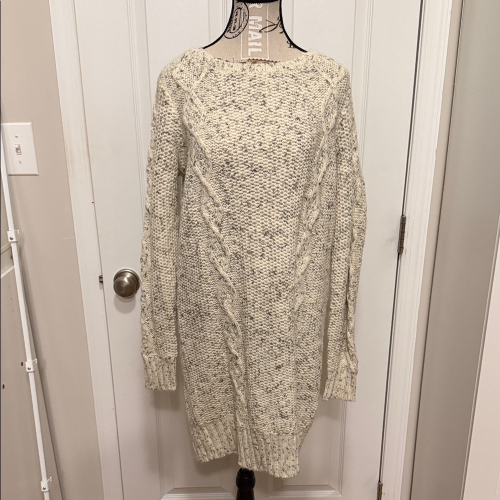 AE SWEATER DRESS LARGE NEW OATMEAL